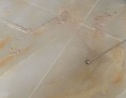 巴彦瓷砖空鼓维修公司分享粘合剂选择不当在瓷砖铺贴过程中可能导致以下问题
